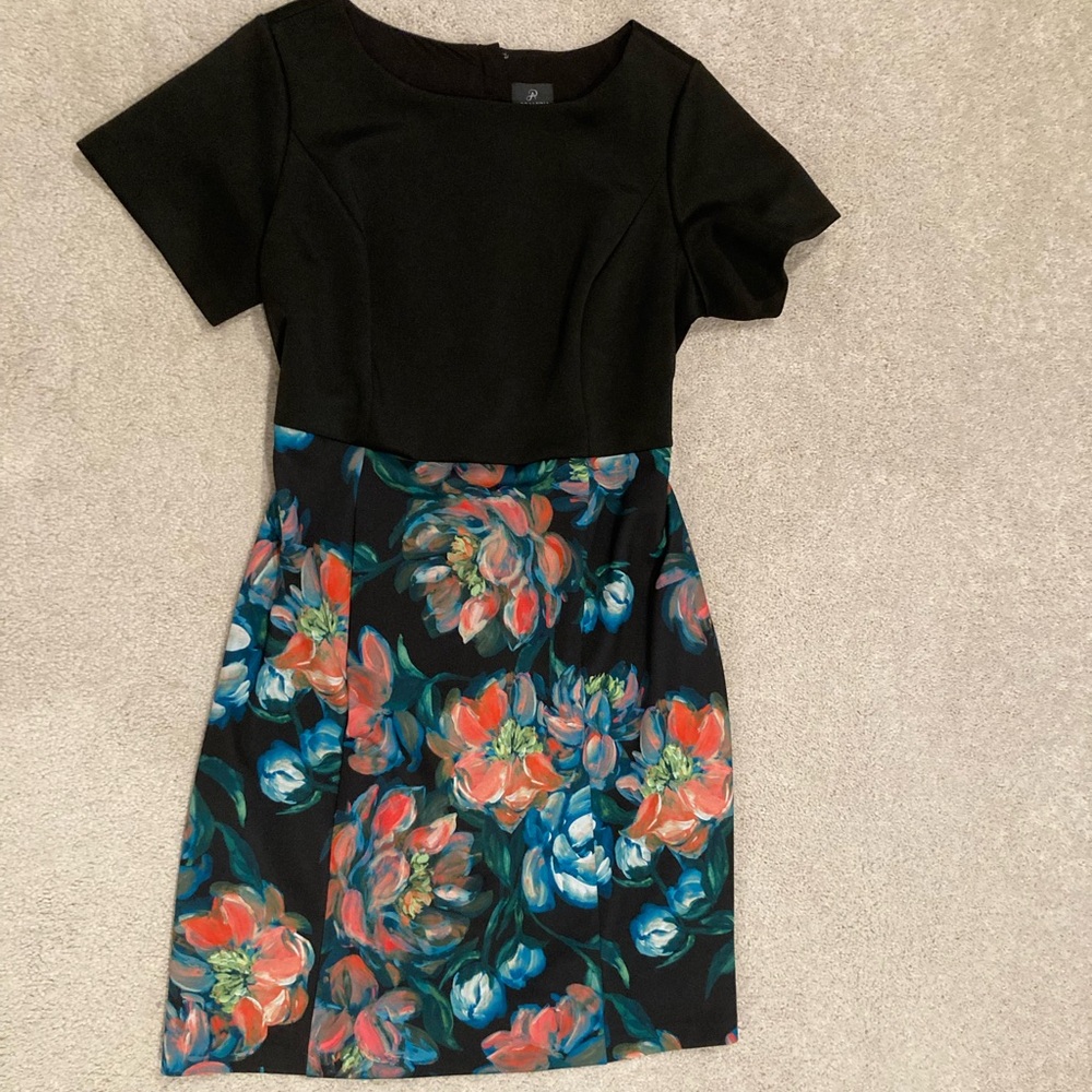 Beautiful Adriana Papell Scuba Fabric Dress 18W